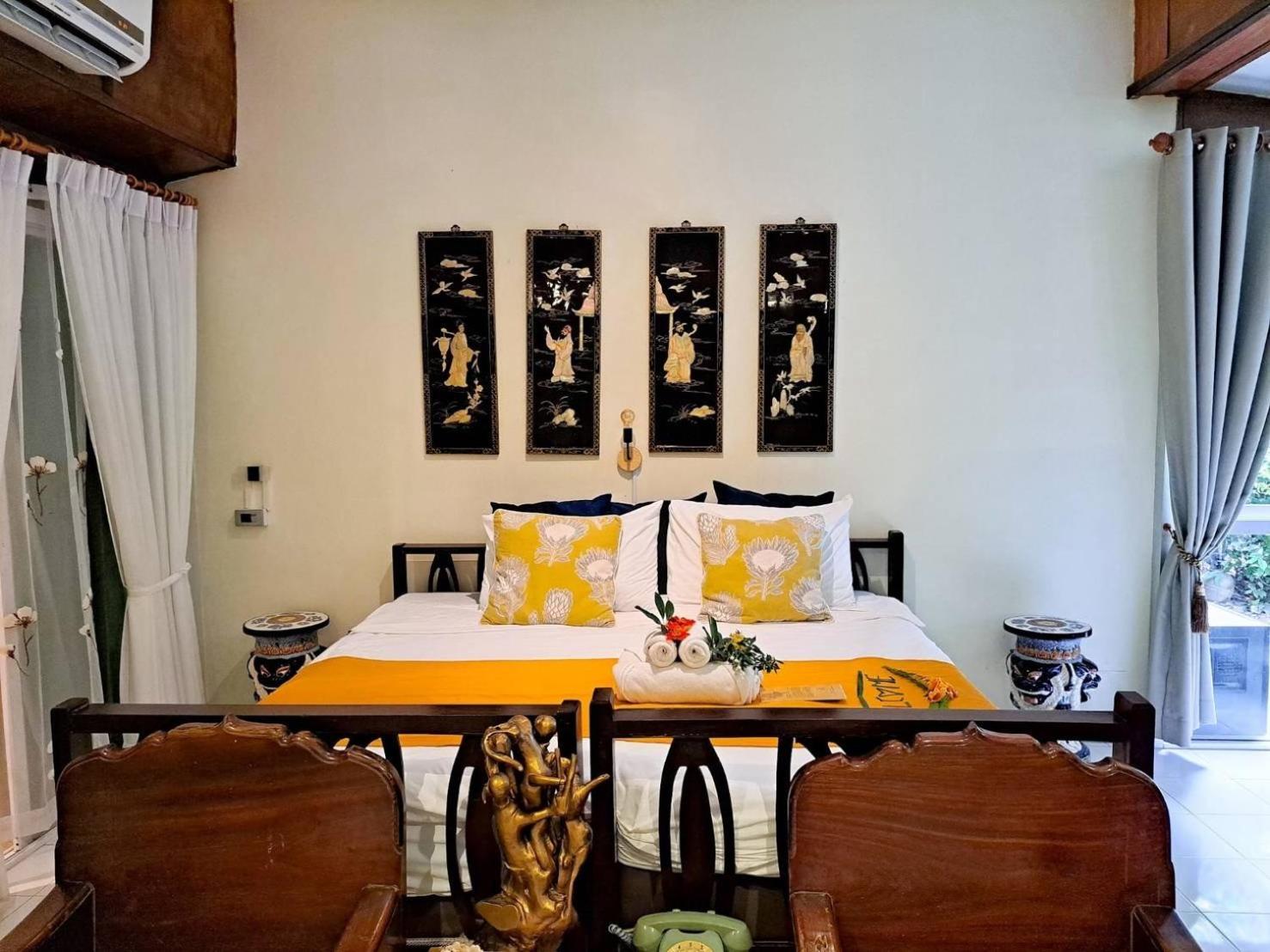 The Antique Riverside Resort Ban Pong  Exterior foto